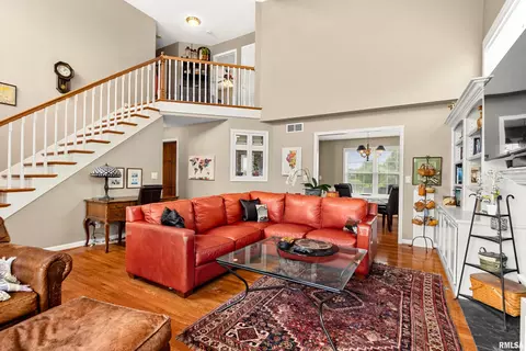 Living - 1802 Prairie Ct, Dunlap, IL 61525 photo 4 of 4