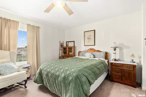 Bedroom - 1802 Prairie Ct, Dunlap, IL 61525 photo 4 of 10