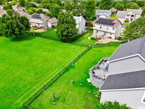 View/Area - 1802 Prairie Ct, Dunlap, IL 61525 photo 4 of 9