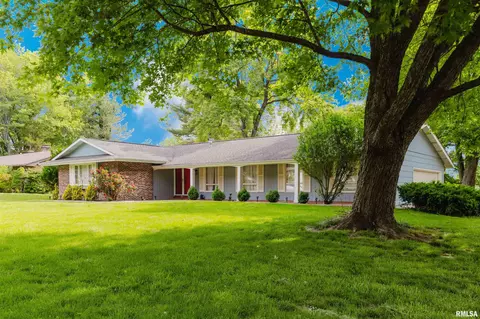 18 Buena Vista Dr, Murphysboro, IL 62966