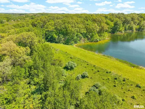 S Walnut Point Drive, Mapleton, IL 61547 photo 21
