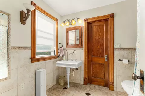Bath - 207 W 3rd St, Delavan, IL 61734 photo 4 of 6