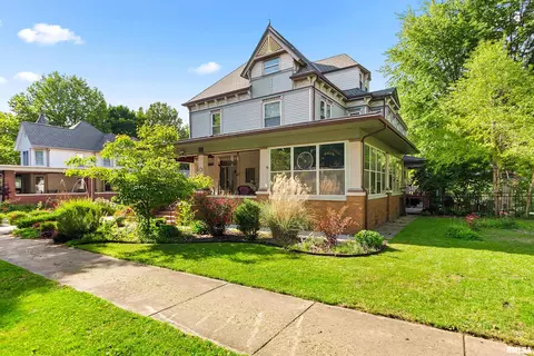 Exterior - 207 W 3rd St, Delavan, IL 61734 photo 2 of 12