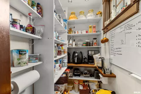 Other - 207 W 3rd St, Delavan, IL 61734 photo 6 of 14