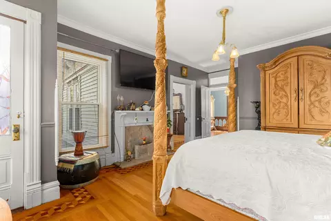 Bedroom - 207 W 3rd St, Delavan, IL 61734 photo 6 of 10
