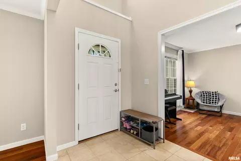 Entry Way - 11517 N Dunmore Dr, Dunlap, IL 61525 photo 1 of 5