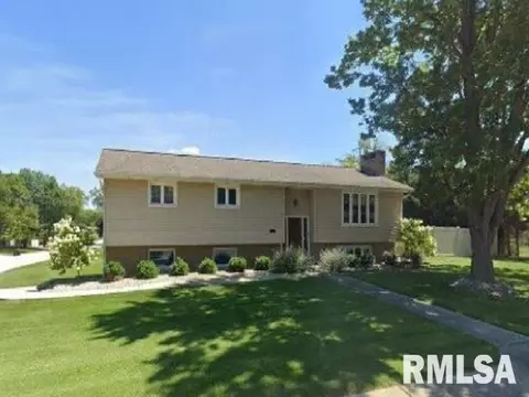 240 N Nebraska Ave, Morton, IL 61550