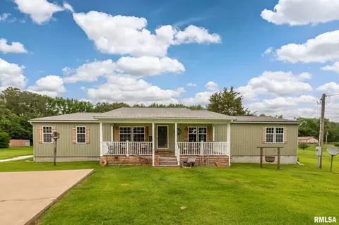1380 Woolard Rd, Eldorado, IL 62930