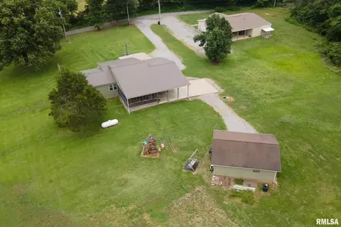 Other - 1380 Woolard Rd, Eldorado, IL 62930 photo 9 of 12