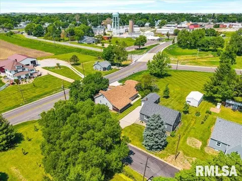 View/Area - 105 S Main St, Roanoke, IL 61561 photo 3 of 11