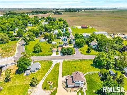 View/Area - 105 S Main St, Roanoke, IL 61561 photo 8 of 11