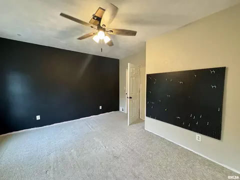 Bedroom - 388 W Maple St, Canton, IL 61520 photo 2 of 4