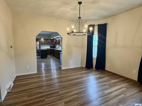 Dining - 388 W Maple St, Canton, IL 61520 photo 1 of 1
