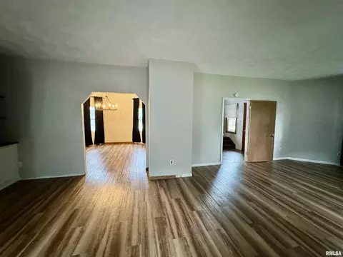 Other - 388 W Maple St, Canton, IL 61520 photo 3 of 10