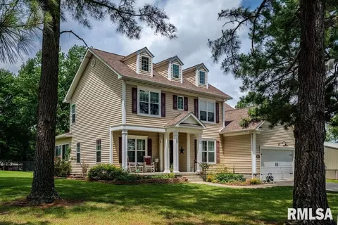 1403 Howard Rd, Marion, IL 62959