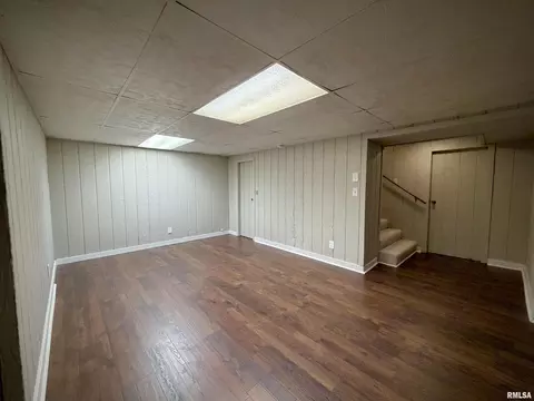 Other - 135 10th St, Carmi, IL 62821 photo 9 of 10