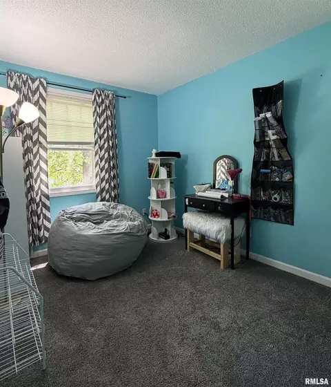 Bedroom - 130 Richmond Rd, Macomb, IL 61455 photo 3 of 3