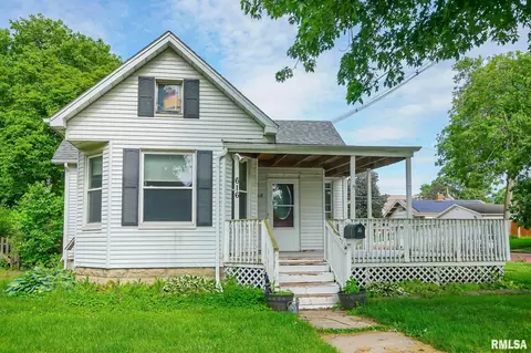 616 Summer St, Pekin, IL 61554