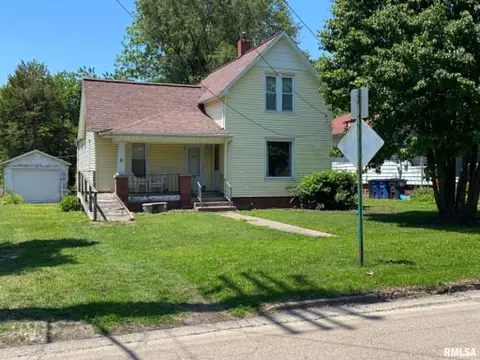 426 N 2nd Ave, Canton, IL 61520