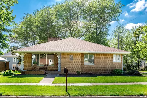 507 N Jefferson St, Washburn, IL 61570