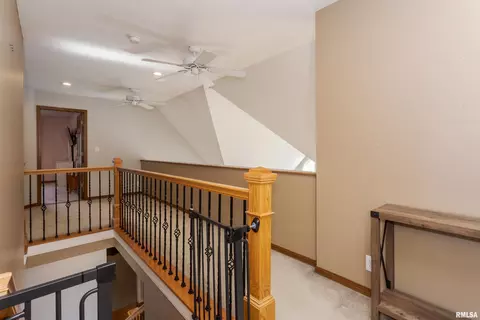 Entry Way - 9 Red Stone Ct, Bloomington, IL 61704 photo 5 of 6