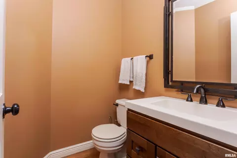 Bath - 9 Red Stone Ct, Bloomington, IL 61704 photo 1 of 6