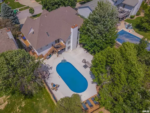 View/Area - 9 Red Stone Ct, Bloomington, IL 61704 photo 1 of 8