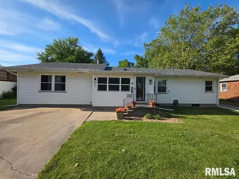 510 Euclid Ave, Lewistown, IL 61542