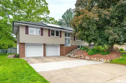 1111 S Mesa Dr, Peoria, IL 61607