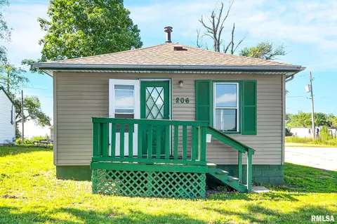 206 Cooper St, Pekin, IL 61554
