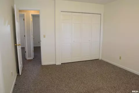Bedroom - 112 James Dr, Macomb, IL 61455 photo 2 of 4