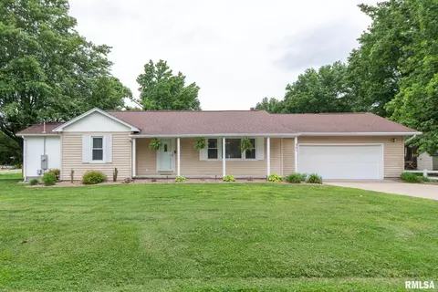 301 Mcneil St, Energy, IL 62933