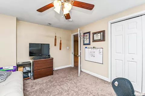 716 Simon St, Washington, IL 61571 photo 37