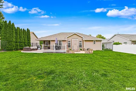 716 Simon St, Washington, IL 61571 photo 8