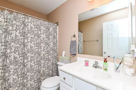 716 Simon St, Washington, IL 61571 photo 32