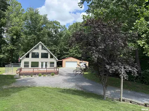 14596 Cambria Rd, Carterville, IL 62918