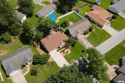 View/Area - 804 E Marshall St, Marion, IL 62959 photo 6 of 6
