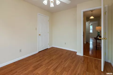 Bedroom - 804 E Marshall St, Marion, IL 62959 photo 4 of 7