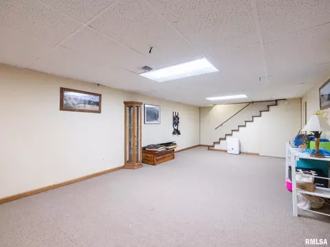 Other - 929 E Monroe St, Morton, IL 61550 photo 8 of 12