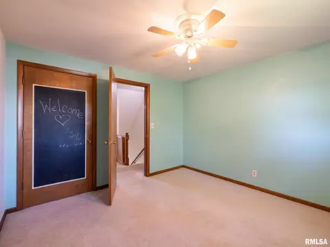 Bedroom - 929 E Monroe St, Morton, IL 61550 photo 6 of 7