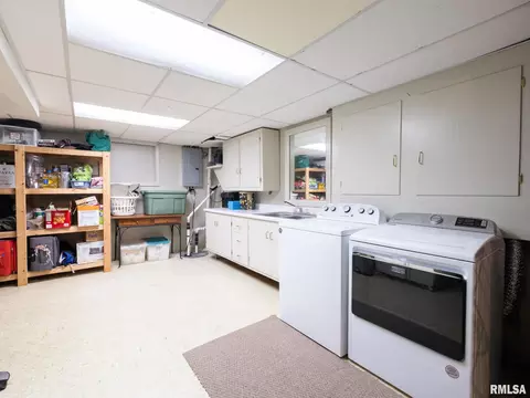Other - 929 E Monroe St, Morton, IL 61550 photo 11 of 12