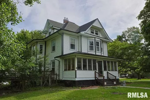 540 E Main St, Prairie City, IL 61470