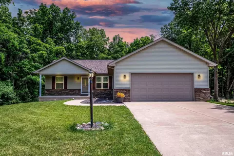 105 Kaylea Ct, East Peoria, IL 61611