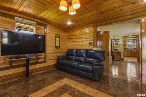 Living - 7230 E 1800th St, Macomb, IL 61455 photo 1 of 1