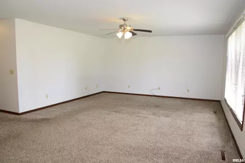 Living - 1220 Maple Ave, Macomb, IL 61455 photo 3 of 4