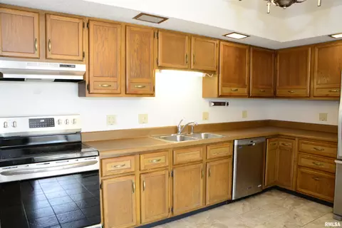 Kitchen - 1220 Maple Ave, Macomb, IL 61455 photo 2 of 2
