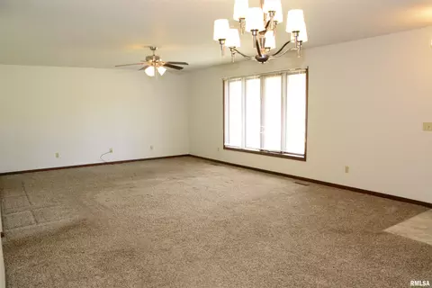 Living - 1220 Maple Ave, Macomb, IL 61455 photo 4 of 4