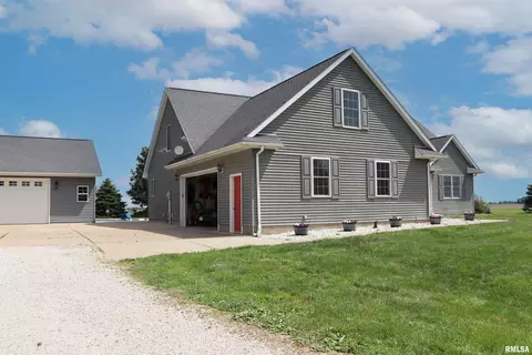 Exterior - 1157 E Guth Rd, Washington, IL 61571 photo 2 of 19