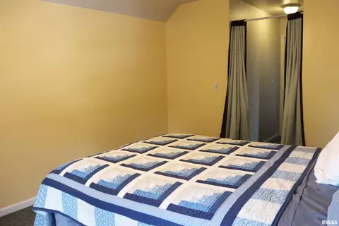 Bedroom - 1157 E Guth Rd, Washington, IL 61571 photo 9 of 14