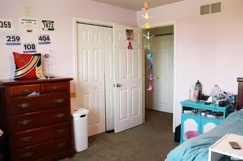Bedroom - 1157 E Guth Rd, Washington, IL 61571 photo 13 of 14